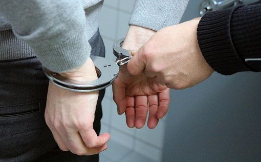 Владелец банкетного зала арестован за проведение двух свадеб