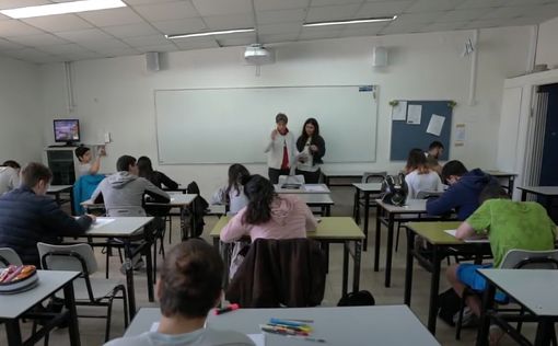 "Детям до третьего класса отменят капсульное обучение"
