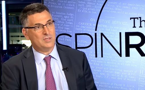 Гидеон Саар отправлен на карантин