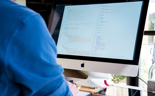 На фоне прорыва в переговорах о пошлинах с КНР - резкий рост биржевых индексов