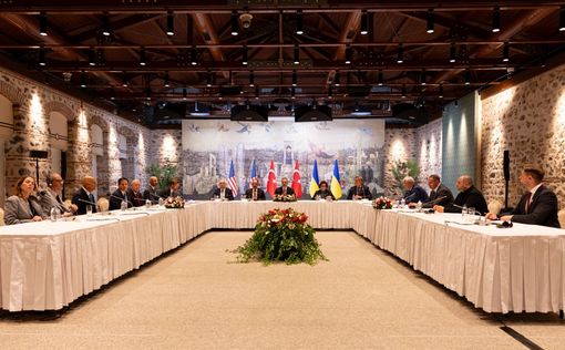 Переговоры Украины и России в Стамбуле: без прорыва, но с обменом пленными