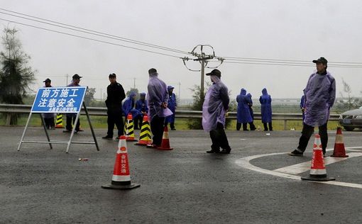 Взрыв на железнодорожной станции в Синьцьзяне