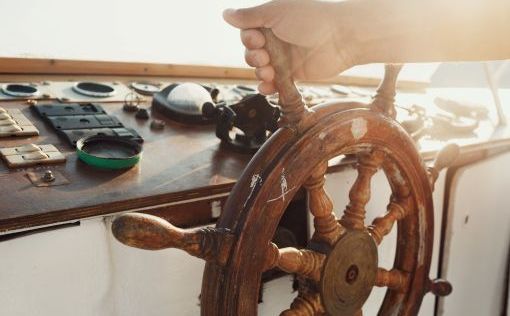 Сколько зарабатывают капитаны круизных лайнеров?