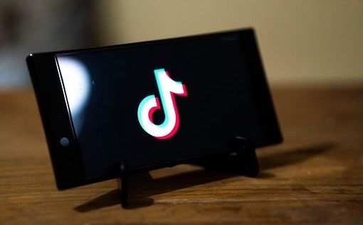 TikTok позволит пользователям прокручивать видео без помощи рук