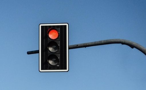 Светофор в Кирьят-Оно сводит с ума водителей