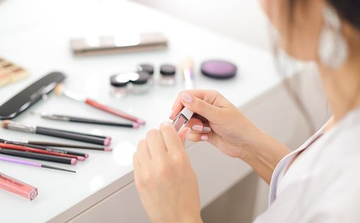 Lancome, Armani и другие бренды возобновят поставки косметики в Россию