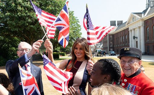 Слилась со всеми флагами: модный конфуз Мелании Трамп